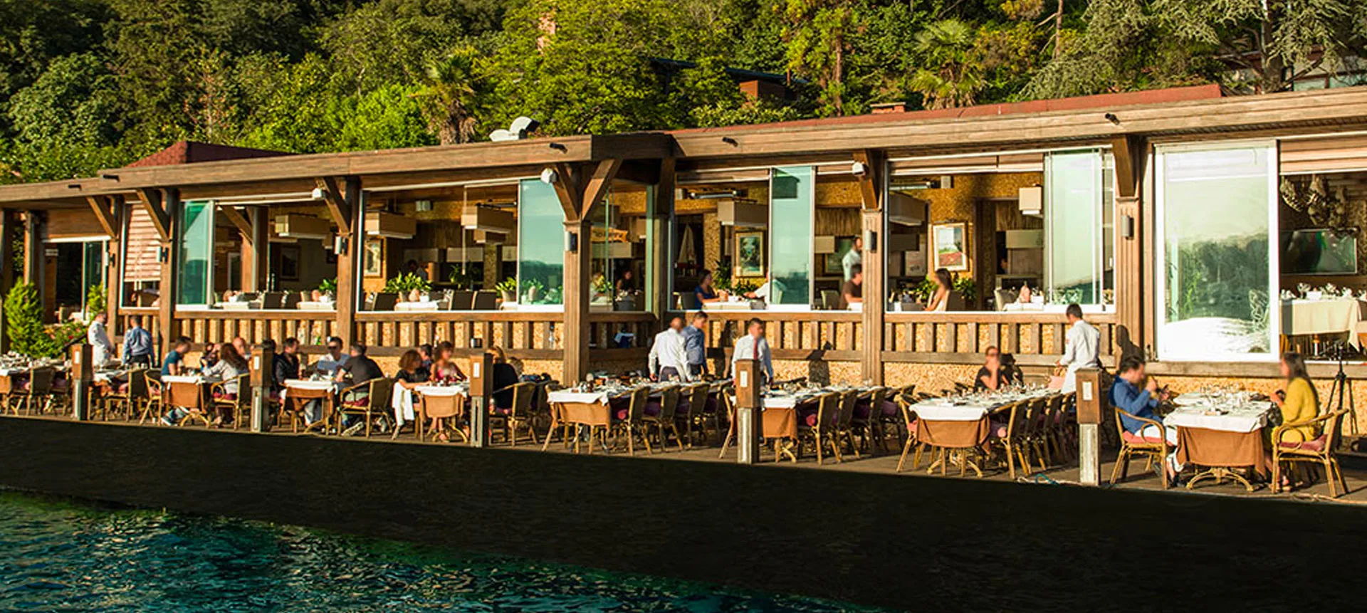 Uskumru Balık • Restaurant